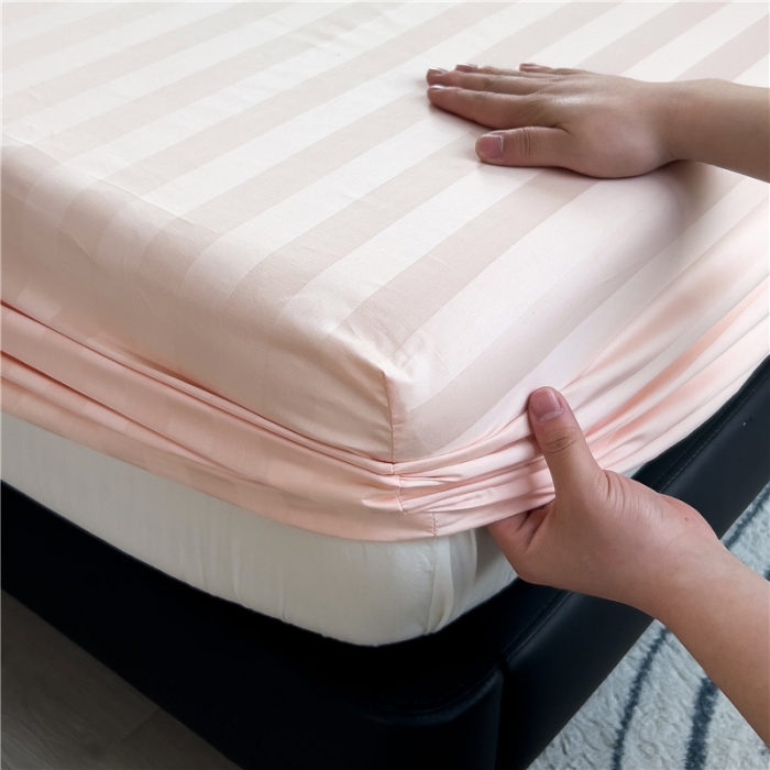 91家纺网 家纺一手货源 找家纺 慕尚 2025新款60支长绒棉提花条纹系列单品床笠 条纹浅玉