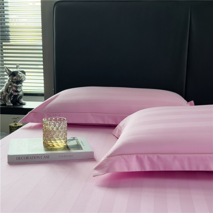 91家纺网 家纺一手货源 找家纺 慕尚 2025新款60支长绒棉提花条纹系列单品枕套 条纹粉色