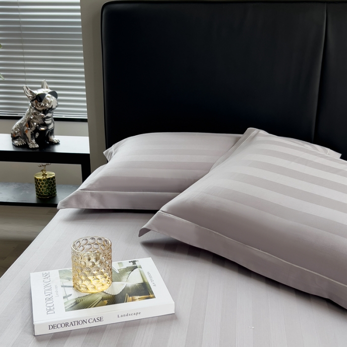 91家纺网 家纺一手货源 找家纺 慕尚 2025新款60支长绒棉提花条纹系列单品枕套 条纹灰色