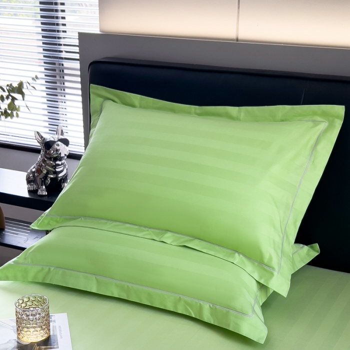 91家纺网 家纺一手货源 找家纺 慕尚 2025新款60支长绒棉提花条纹系列单品枕套 条纹浅绿