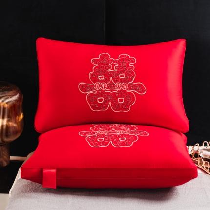 91家纺网 家纺一手货源 找家纺 (总) 皇冠之家 2024新款全棉大红喜庆枕头枕芯48*74cm