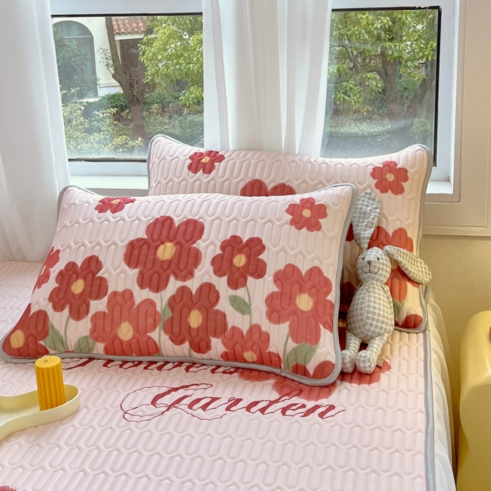 91家纺网 家纺一手货源 找家纺 慕尚 2025新款花边凉感丝乳胶凉席床席床裙款 花漾绽放