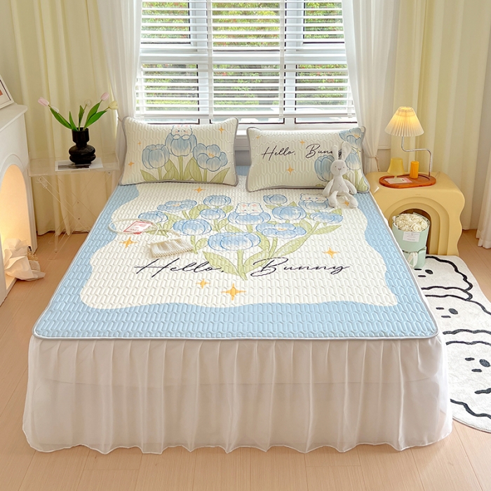 91家纺网 家纺一手货源 找家纺 慕尚 2025新款花边凉感丝乳胶凉席床席床裙款 蓝斯兔