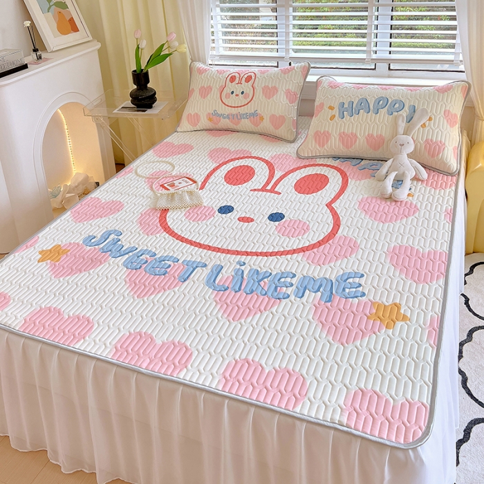 91家纺网 家纺一手货源 找家纺 慕尚 2025新款花边凉感丝乳胶凉席床席床裙款 甜美兔兔