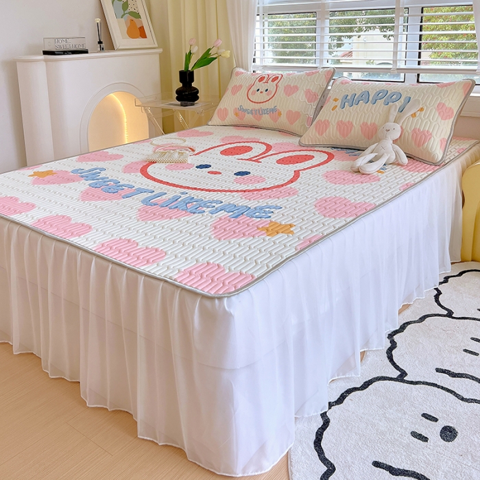 91家纺网 家纺一手货源 找家纺 慕尚 2025新款花边凉感丝乳胶凉席床席床裙款 甜美兔兔