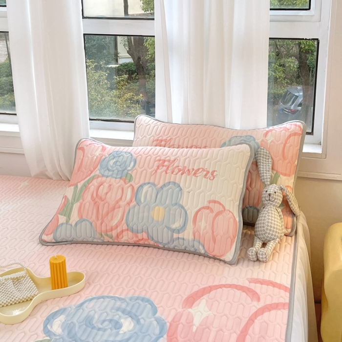 91家纺网 家纺一手货源 找家纺 慕尚 2025新款花边凉感丝乳胶凉席床席床裙款 夏日花语