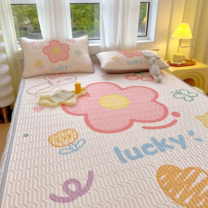 91家纺网 家纺一手货源 找家纺 慕尚 2025新款花边凉感丝乳胶凉席床席床裙款 仙本娜