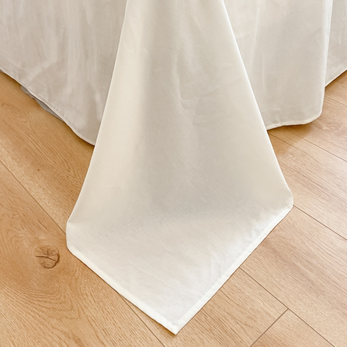 91家纺网 家纺一手货源 找家纺 慕尚 2025新款全棉水洗棉毛巾绣四件套 草莓熊-米白