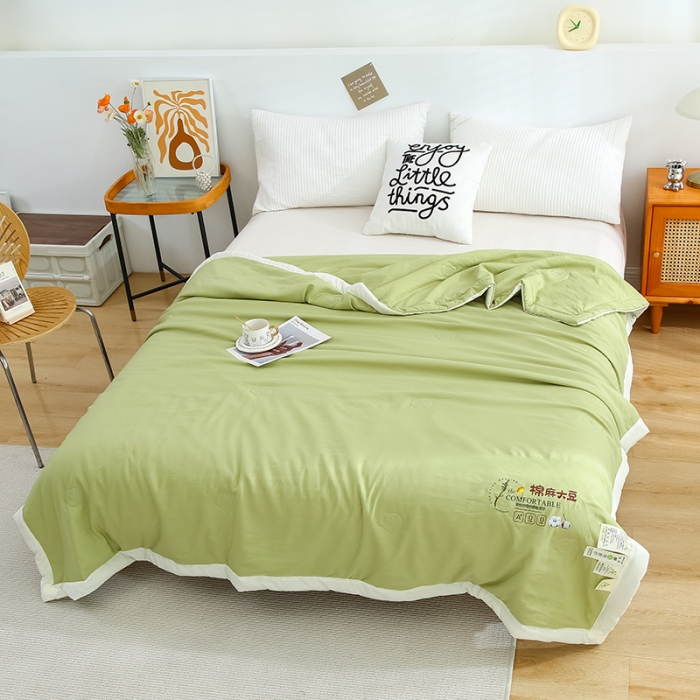 91家纺网 家纺一手货源 找家纺 爱宝被业 2025新款水洗棉麻夏被 橄榄绿