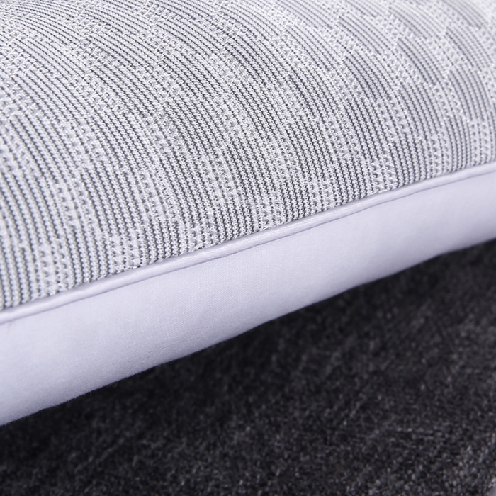 91家纺网 家纺一手货源 找家纺 拾光枕芯 2023新款冰豆豆凉感科技枕48*74cm 绿色