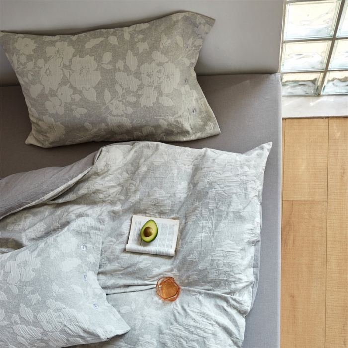 91家纺网 家纺一手货源 找家纺 安莱生活 2023新款双层纱大提花高奢工艺款花都系列四件套 花都-银灰