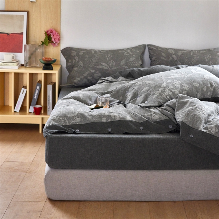 91家纺网 家纺一手货源 找家纺 安莱生活 2023新款双层纱大提花高奢工艺款叶影系列四件套 叶影-深灰