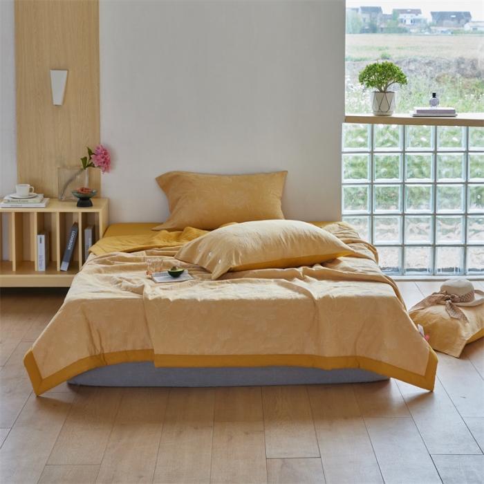 91家纺网 家纺一手货源 找家纺 (总) 安莱生活 2023新款双层纱大提花馥香夏被及夏被四件套