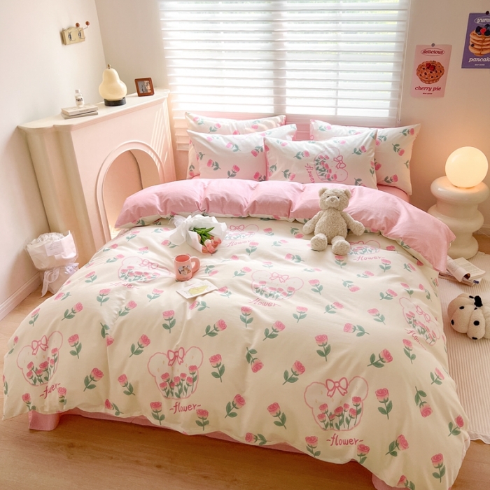 91家纺网 家纺一手货源 找家纺 顾里家纺 2023新款40支13372全棉四季款韩系氛围四件套 熊园花朵