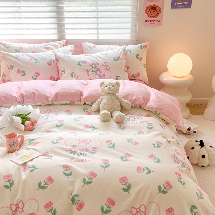 91家纺网 家纺一手货源 找家纺 顾里家纺 2023新款40支13372全棉四季款韩系氛围四件套 熊园花朵