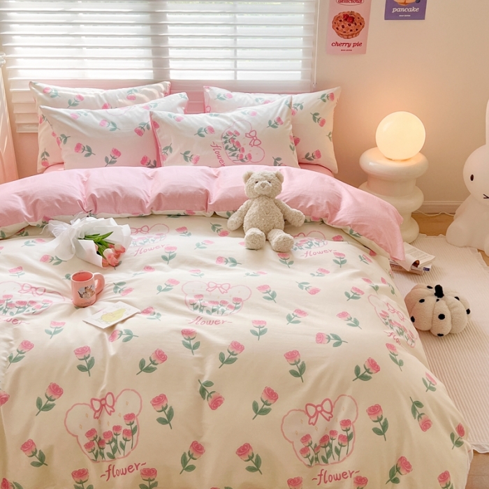 91家纺网 家纺一手货源 找家纺 顾里家纺 2023新款40支13372全棉四季款韩系氛围四件套 熊园花朵