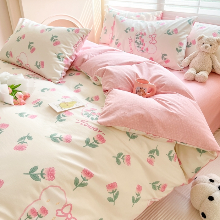 91家纺网 家纺一手货源 找家纺 顾里家纺 2023新款40支13372全棉四季款韩系氛围四件套 熊园花朵