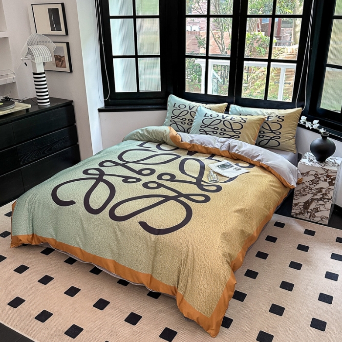 91家纺网 家纺一手货源 找家纺 摩卡 2024新款水洗真丝轻奢系列四件套 初恋