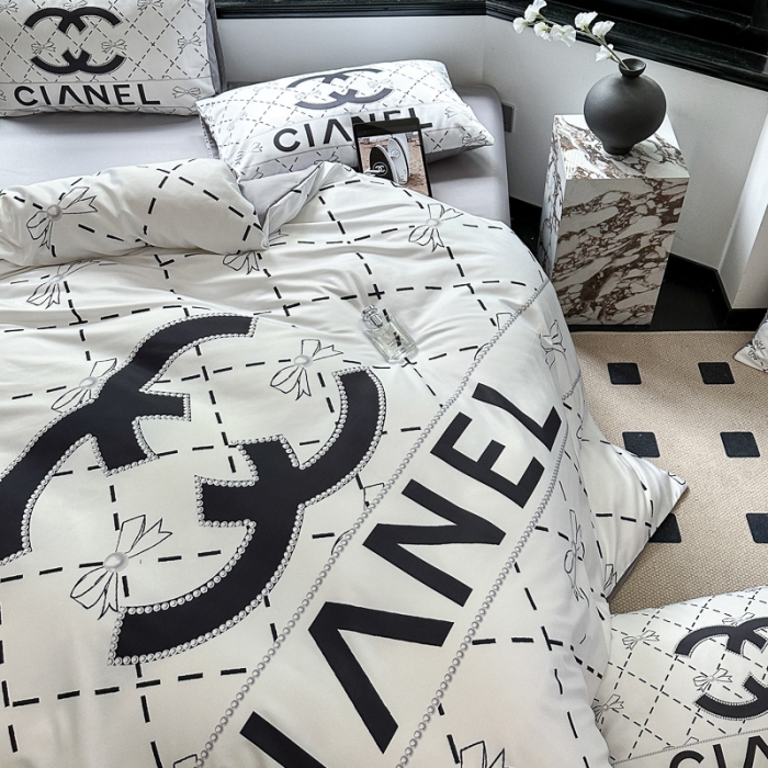 91家纺网 家纺一手货源 找家纺 摩卡 2024新款水洗真丝轻奢系列四件套 赫本