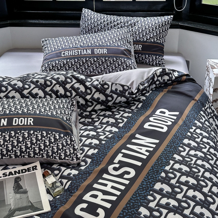 91家纺网 家纺一手货源 找家纺 摩卡 2024新款水洗真丝轻奢系列四件套 旷野