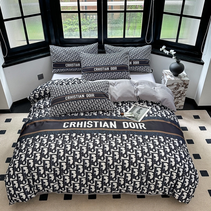 91家纺网 家纺一手货源 找家纺 摩卡 2024新款水洗真丝轻奢系列四件套 旷野