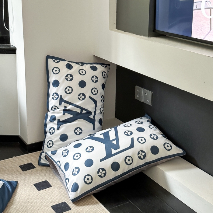 91家纺网 家纺一手货源 找家纺 摩卡 2024新款水洗真丝轻奢系列四件套 路易