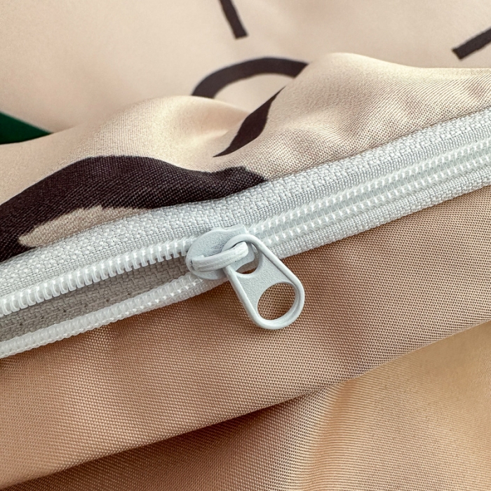 91家纺网 家纺一手货源 找家纺 摩卡 2024新款水洗真丝轻奢系列四件套 小蜜蜂