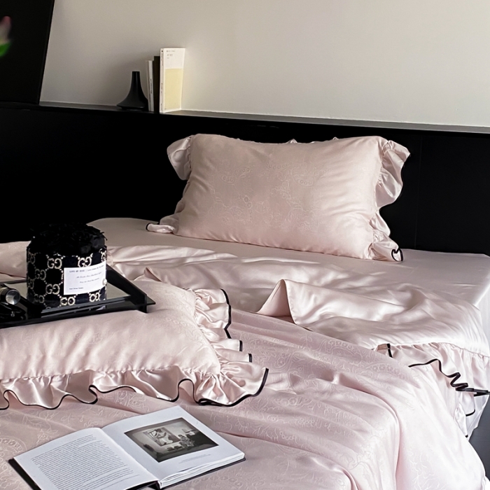 91家纺网 家纺一手货源 找家纺 MIU缪家居 2023新款蕾拉系列80兰精天丝夏被 蕾拉-粉