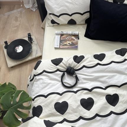 91家纺网 家纺一手货源 找家纺 40支13372全棉简约系列四件套-风格二 甜心超人（默认发爱心枕套）