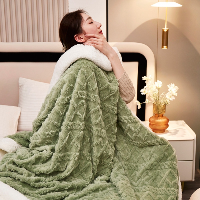 91家纺网 家纺一手货源 找家纺 肖恩 2025秋冬新款塔芙绒羊羔绒毛毯 抹茶绿