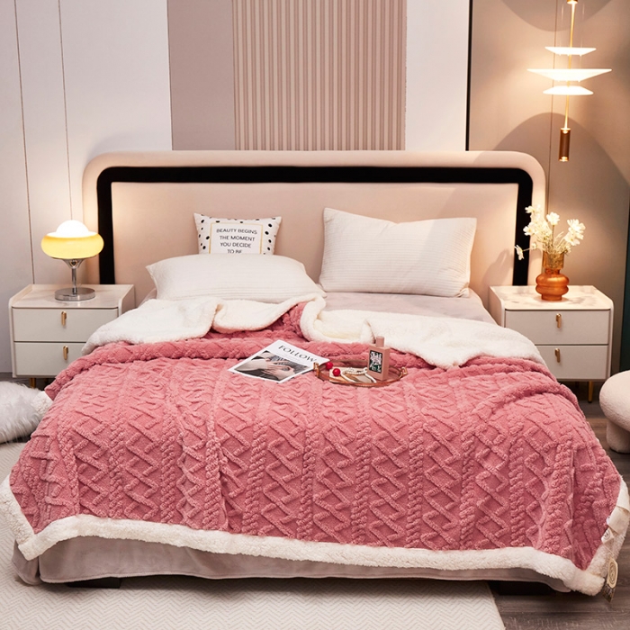 91家纺网 家纺一手货源 找家纺 肖恩 2025秋冬新款塔芙绒羊羔绒毛毯 玫瑰粉