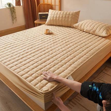 乐逸2023新款亲肤夹棉防水床笠 小方格驼