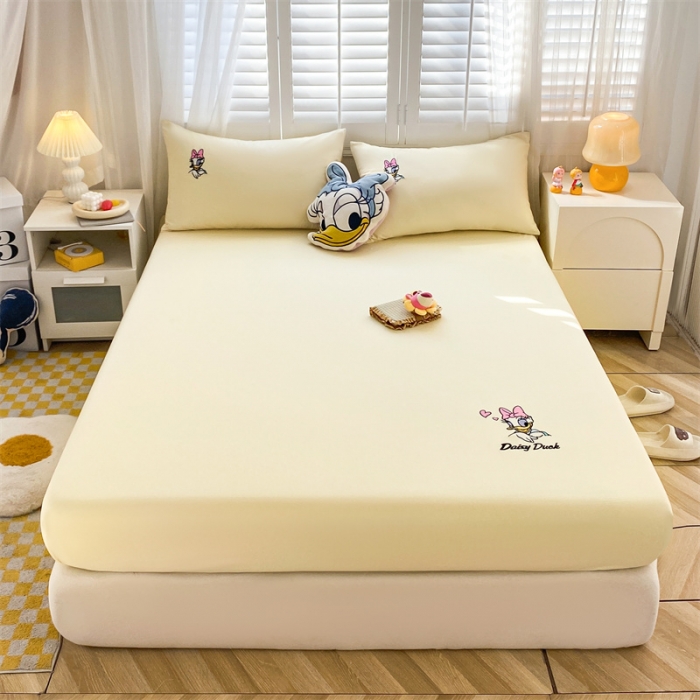 91家纺网 家纺一手货源 找家纺 鑫钰 2023新款A类全棉升级迪士尼系列床笠 黛西公主