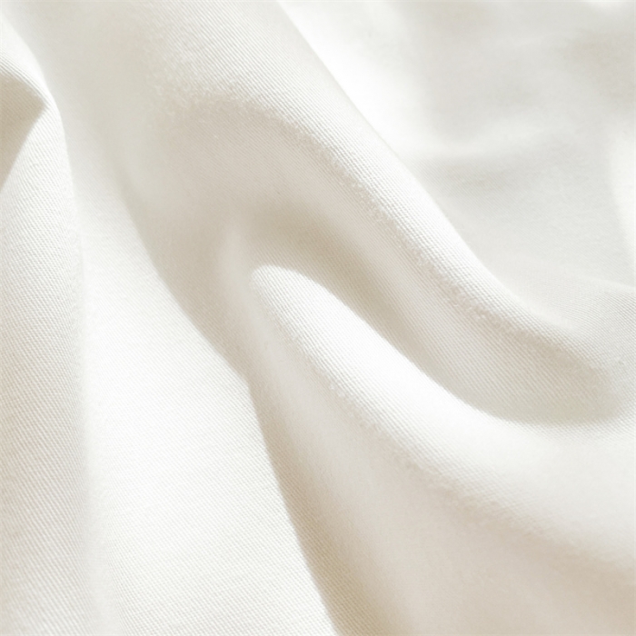 91家纺网 家纺一手货源 找家纺 鑫钰 2023新款A类全棉升级迪士尼系列床笠 草莓熊