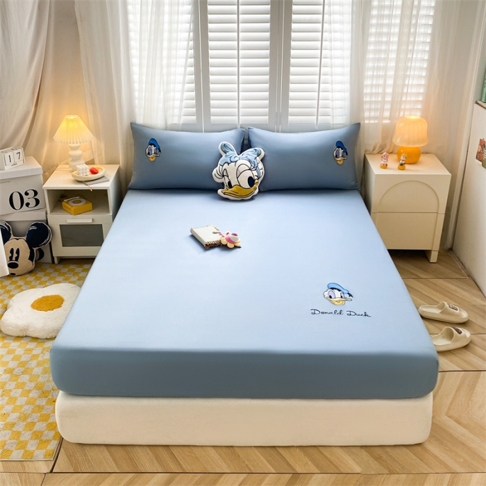 91家纺网 家纺一手货源 找家纺 鑫钰 2023新款A类全棉升级迪士尼系列床笠 唐老鸭