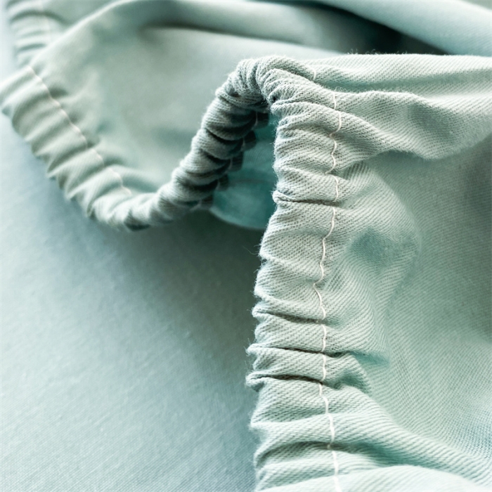 91家纺网 家纺一手货源 找家纺 鑫钰 2023新款A类全棉升级迪士尼系列床笠 小熊维尼