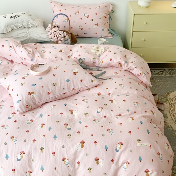 91家纺网 家纺一手货源 找家纺 昔可家纺 2023新款双层纱枕套带蝴蝶结四件套 蘑菇兔粉