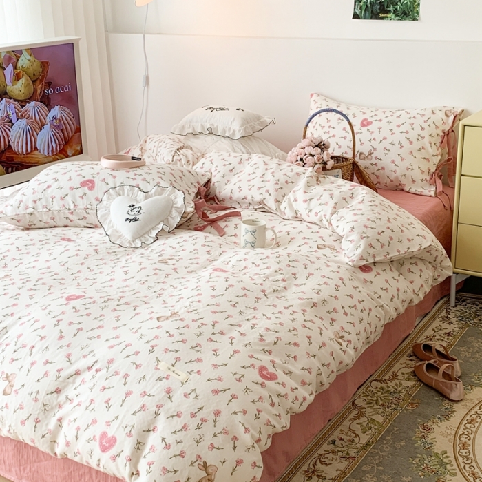 91家纺网 家纺一手货源 找家纺 昔可家纺 2023新款双层纱枕套带蝴蝶结四件套 小兔花园