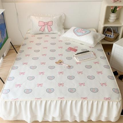 91家纺网 家纺一手货源 找家纺 昔可家纺 2023新款双层雪纺纱花边床裙款凉感软席 爱心蝴蝶结兔