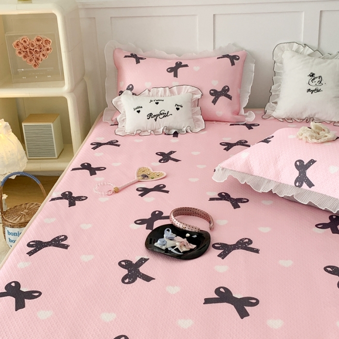 91家纺网 家纺一手货源 找家纺 昔可家纺 2023新款双层雪纺纱花边床裙款凉感软席 甜美蝴蝶结