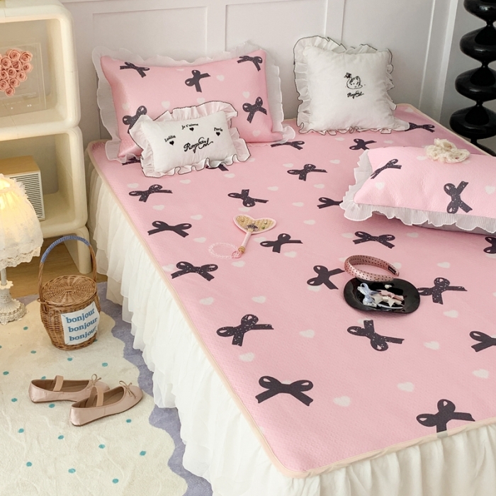 91家纺网 家纺一手货源 找家纺 昔可家纺 2023新款双层雪纺纱花边床裙款凉感软席 甜美蝴蝶结