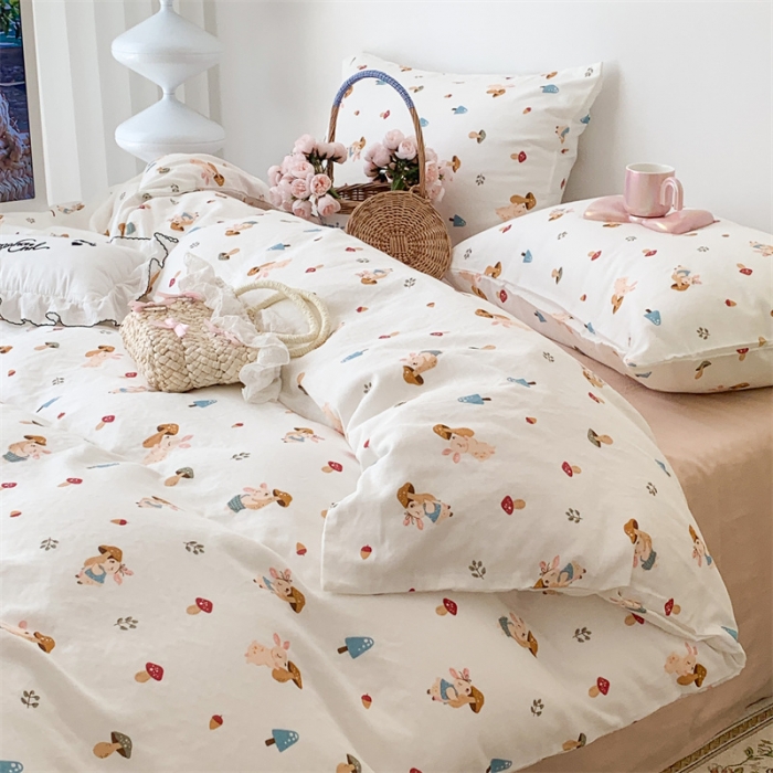 91家纺网 家纺一手货源 找家纺 昔可家纺 2023新款普通款全棉有氧双层纱四件套 采蘑菇的小白兔