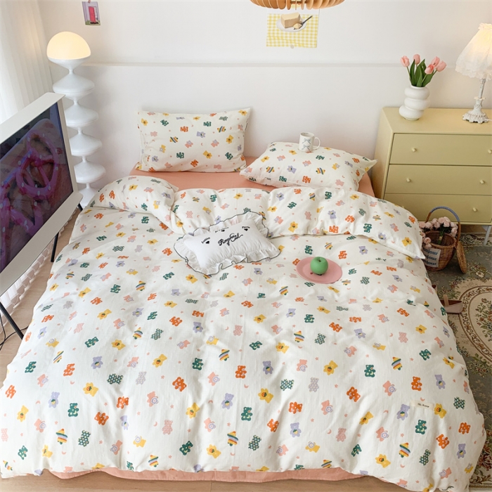 91家纺网 家纺一手货源 找家纺 昔可家纺 2023新款普通款全棉有氧双层纱四件套 彩色小熊