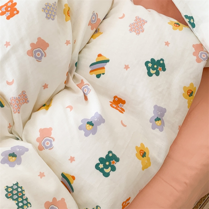 91家纺网 家纺一手货源 找家纺 昔可家纺 2023新款普通款全棉有氧双层纱四件套 彩色小熊