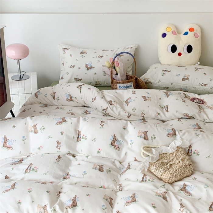 91家纺网 家纺一手货源 找家纺 昔可家纺 2023新款普通款全棉有氧双层纱四件套 花园里的兔小姐