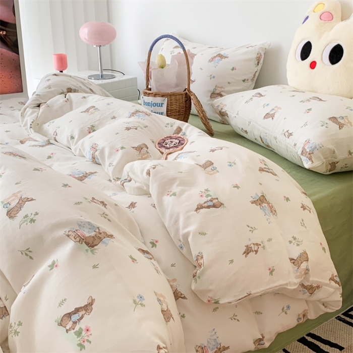 91家纺网 家纺一手货源 找家纺 昔可家纺 2023新款普通款全棉有氧双层纱四件套 花园里的兔小姐