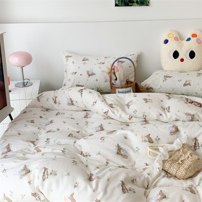 91家纺网 家纺一手货源 找家纺 昔可家纺 2023新款普通款全棉有氧双层纱四件套 花园里的兔小姐