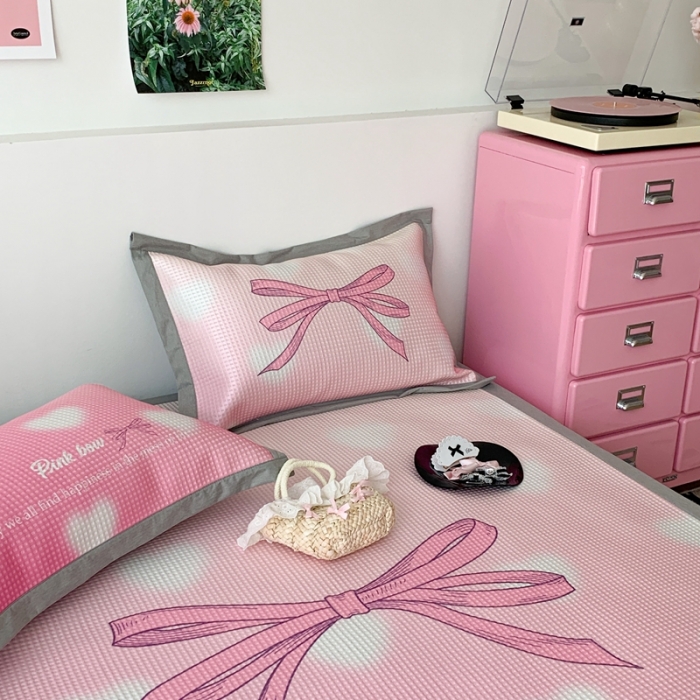 91家纺网 家纺一手货源 找家纺 昔可家纺 2023新款高克重加厚华夫格凉感软席 爱心丝带