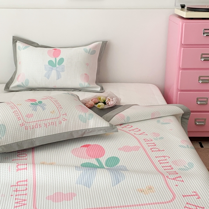 91家纺网 家纺一手货源 找家纺 昔可家纺 2023新款高克重加厚华夫格凉感软席 蝴蝶结郁金香