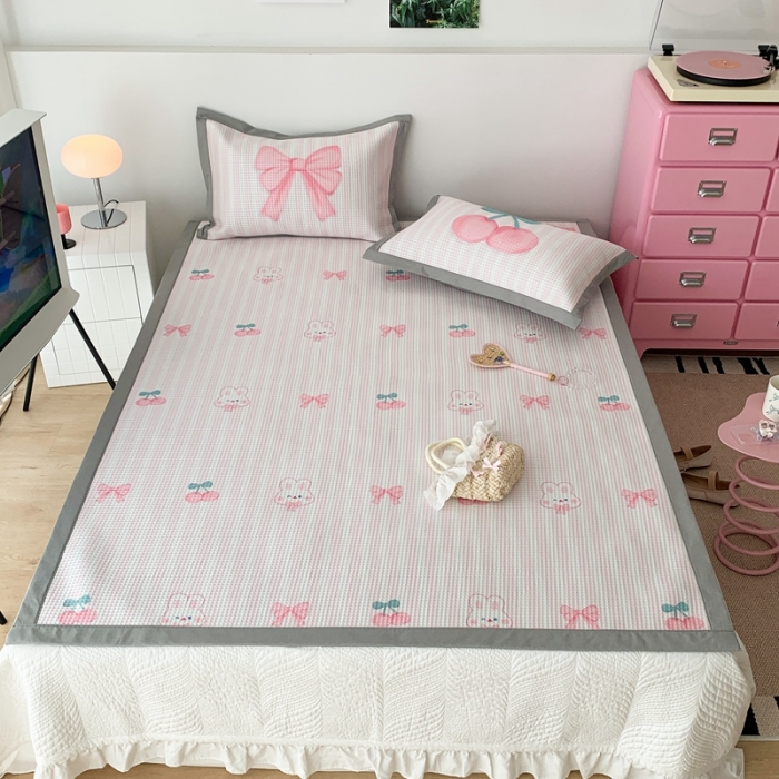 91家纺网 家纺一手货源 找家纺 昔可家纺 2023新款高克重加厚华夫格凉感软席 樱桃蝴蝶结兔